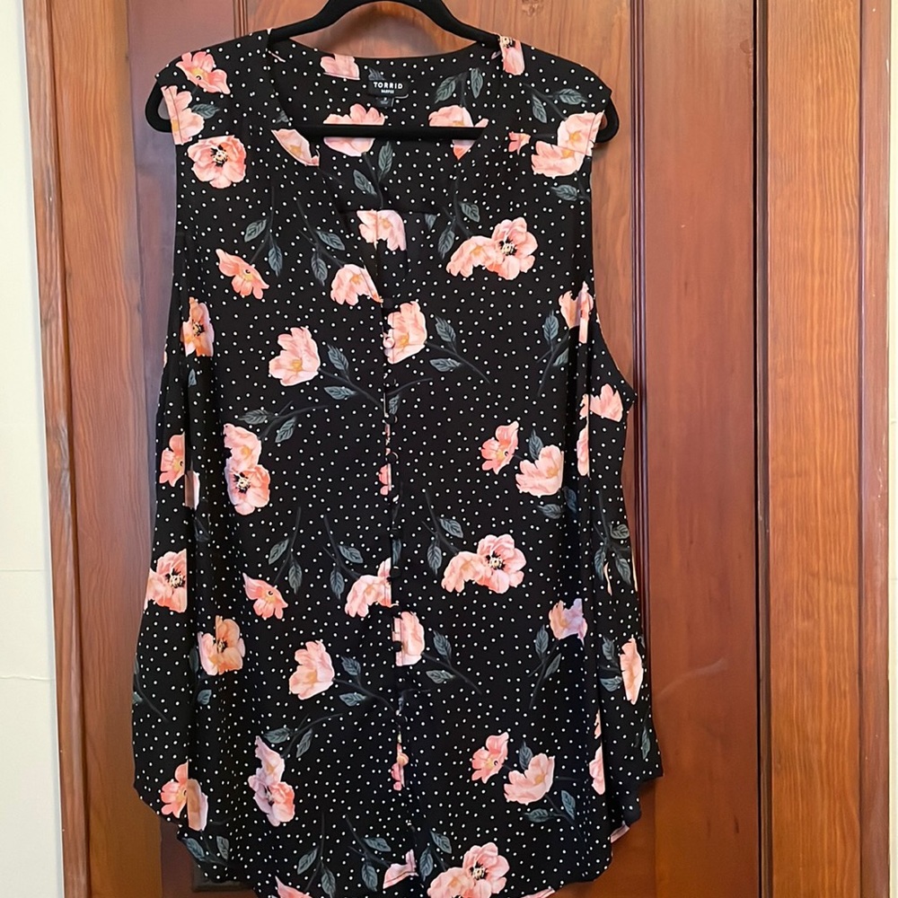 Torrid blouse